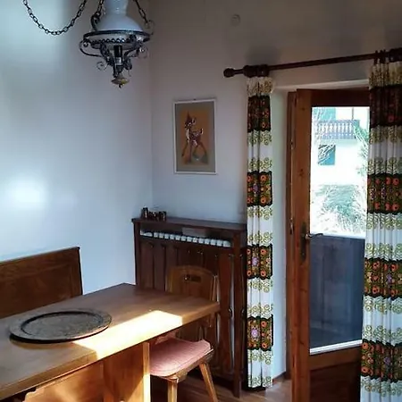 Mansarda A سان فيتو دي كادوري